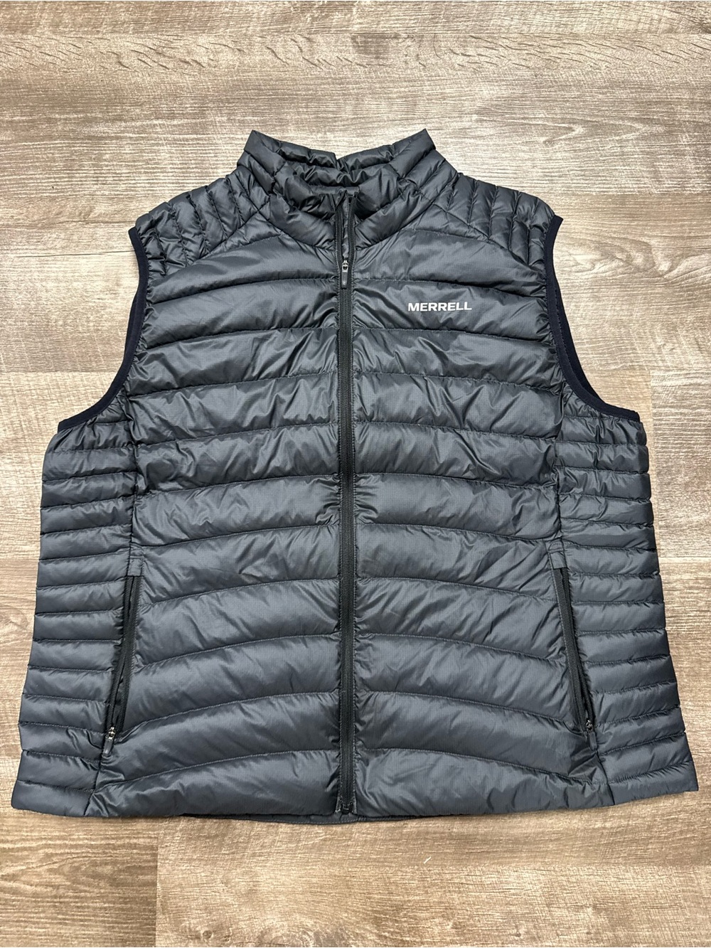Merrell Super Lightweight Packable Puffer Vest in Black Size XXL
